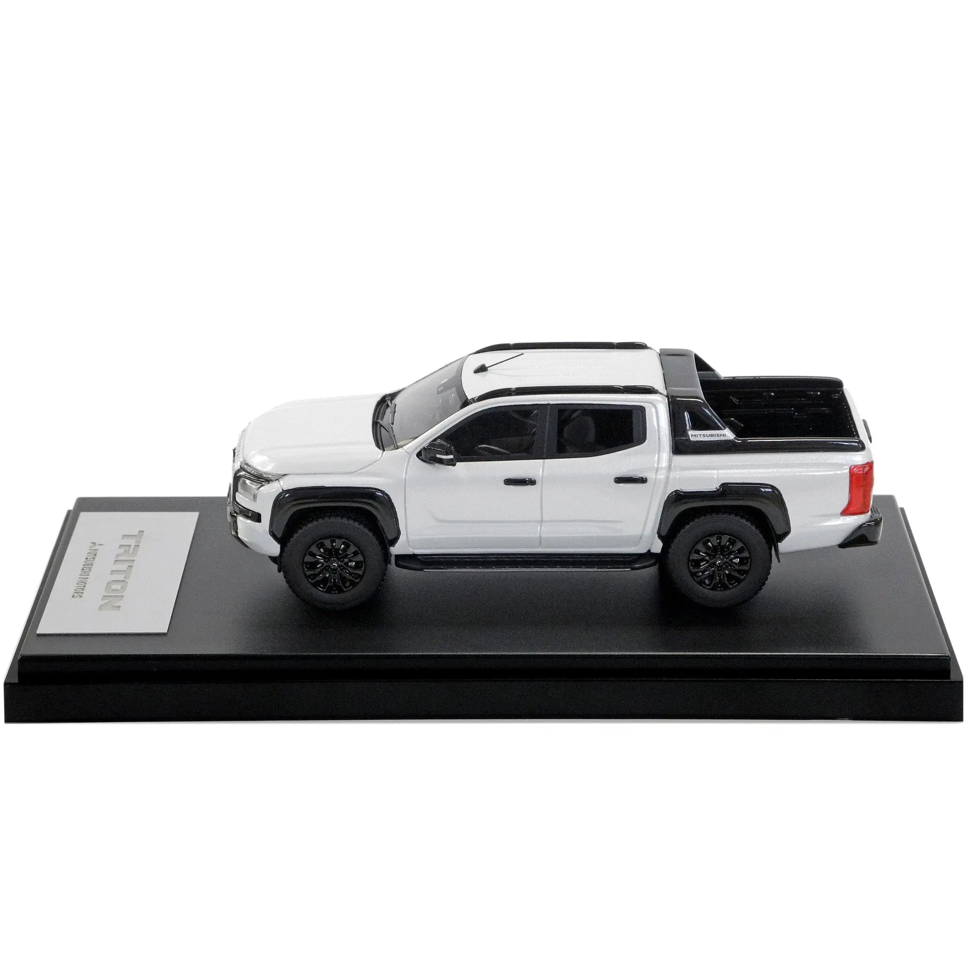 トライトン 1/43モデルカー MITSUBISHI MOTORS COLLECTION